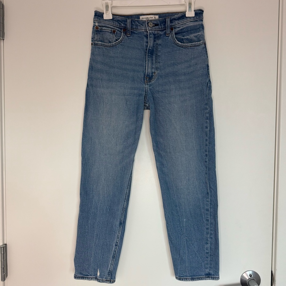 Size 26 2 Short The Mom High Rise Jeans Abercrombie & Fitch Blue Straight Leg